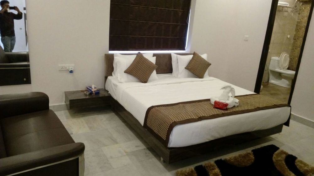 Red Carpet Hotels Noida Extérieur photo