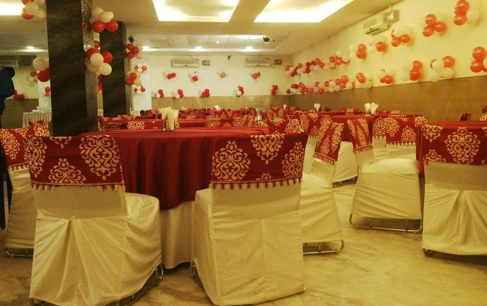 Red Carpet Hotels Noida Extérieur photo