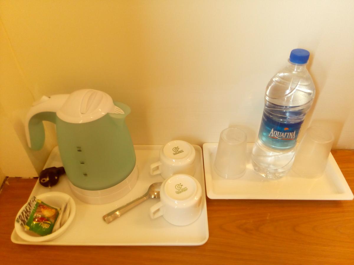 Red Carpet Hotels Noida Chambre photo