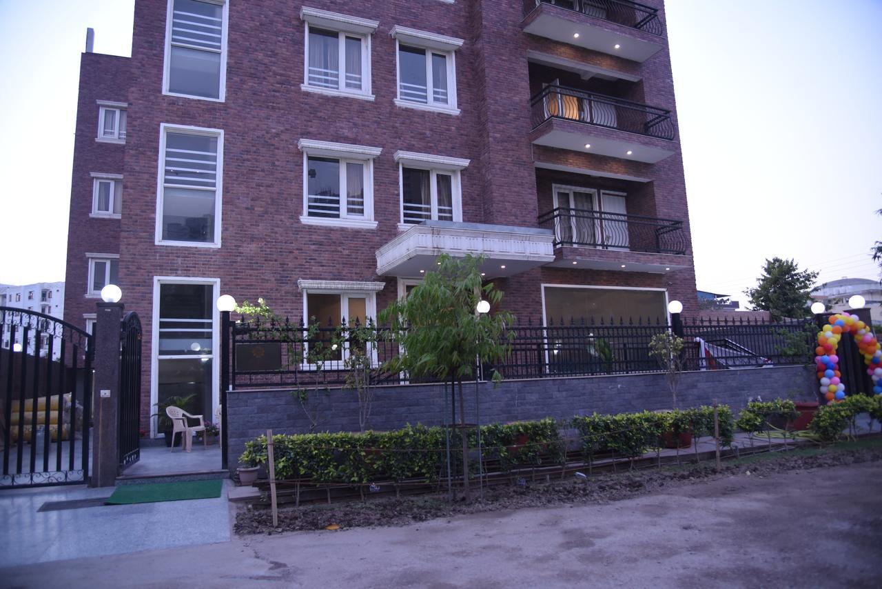 Red Carpet Hotels Noida Extérieur photo